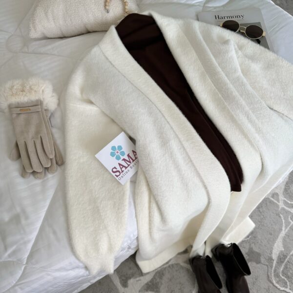 كارديجان أنجورا لون أبيض