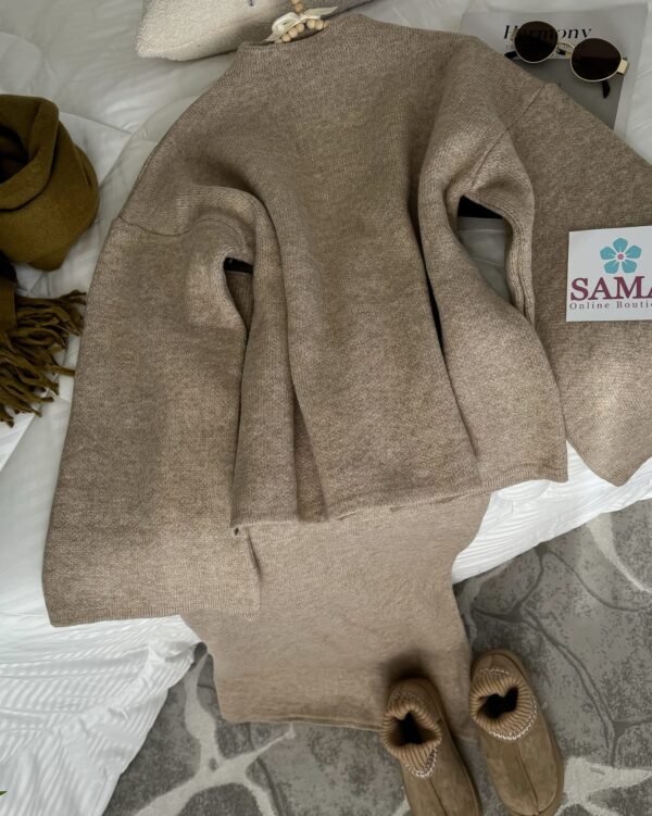 طقم صوف تنورة بيج