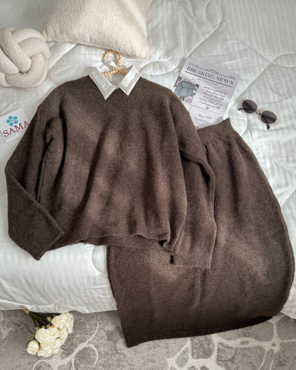 طقم صوف تنورة بني