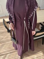⁦فستان كلوش مخطط أبيض مع سكارف مميز⁩ - الصورة ⁦8⁩