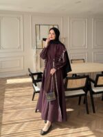 ⁦فستان كلوش مخطط أبيض مع سكارف مميز⁩ - الصورة ⁦7⁩