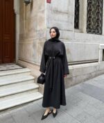 ⁦فستان فلو خريفي مع ربطة حزام⁩ - الصورة ⁦3⁩
