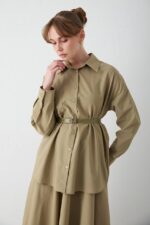 ⁦طقم تنورة مع حزام⁩ - الصورة ⁦10⁩