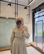 ⁦فستان بقصة مميزة من الخصر⁩ - الصورة ⁦3⁩
