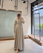 ⁦فستان بقصة مميزة من الخصر⁩ - الصورة ⁦2⁩